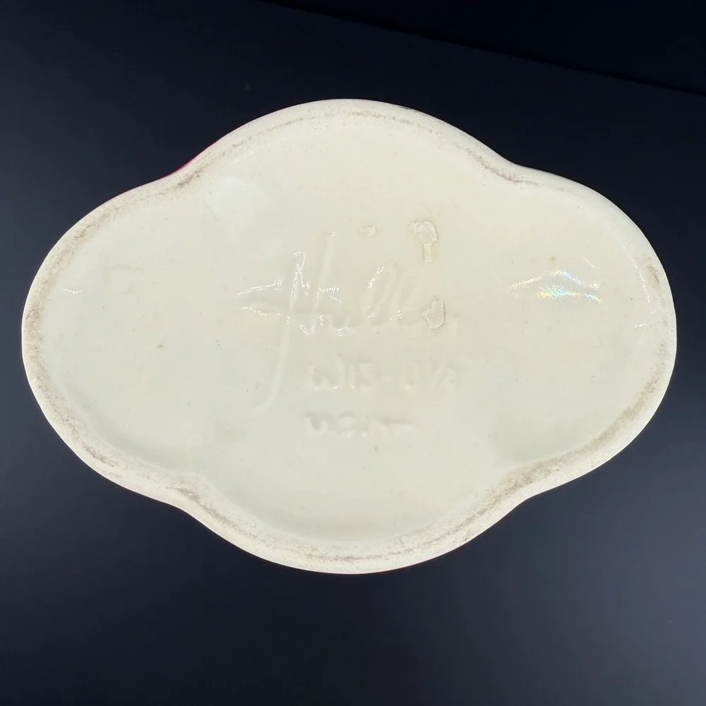 Hull Pottery 1946–1947 hull